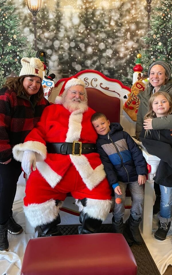Santa Hitching A Ride Santa Experience | The Hitching Company